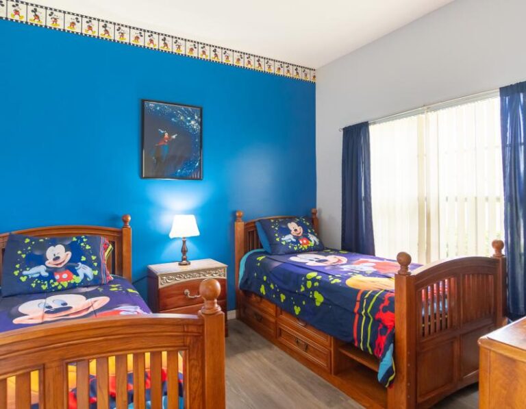 Vacation Rental vs Disney World Hotel — Which is Cheaper in 2026?
